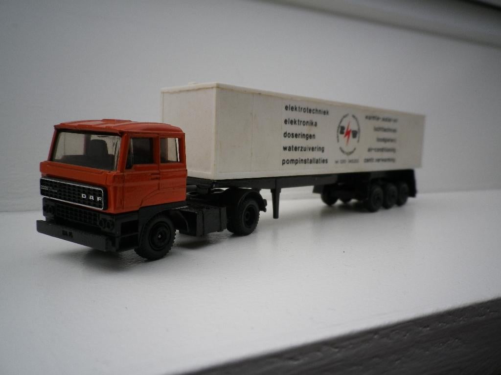 Efsi Daf 3300 Daf trucks 40ft container. EW electrobouw, Hobby en Vrije tijd, Modelauto's | 1:87, Ophalen of Verzenden, Gebruikt
