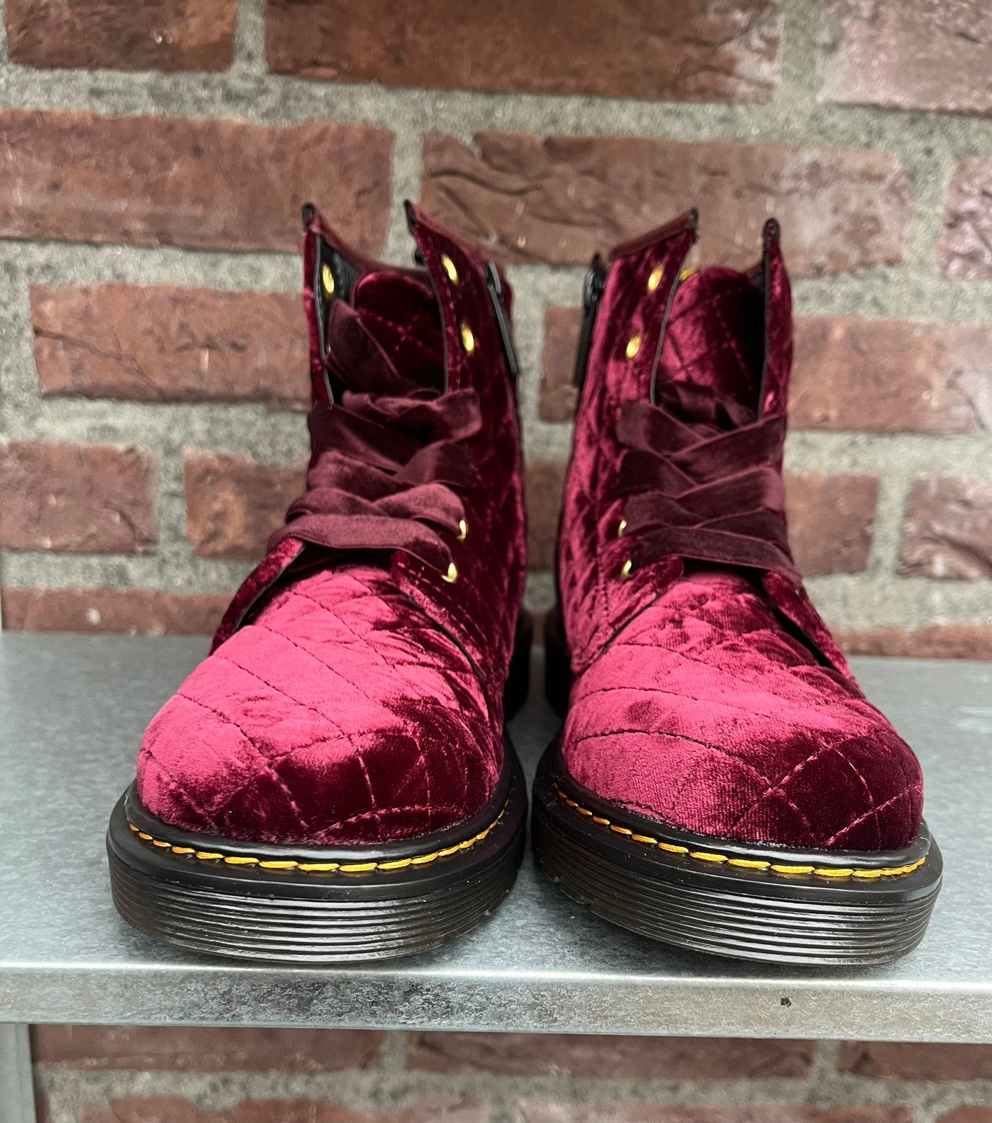 Dr. Martens 1460 J Quilted velvet maat 35 en 36, Dr. Martens, Docs, Meisje, Docs