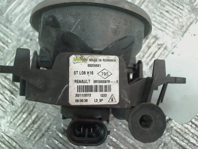 Mistlamp Rechts Voor Renault Clio IV (5R) 2013 26100097R, Auto-onderdelen, Gebruikt, Renault Deutschland AG, Dialog.deutschland@renault.de