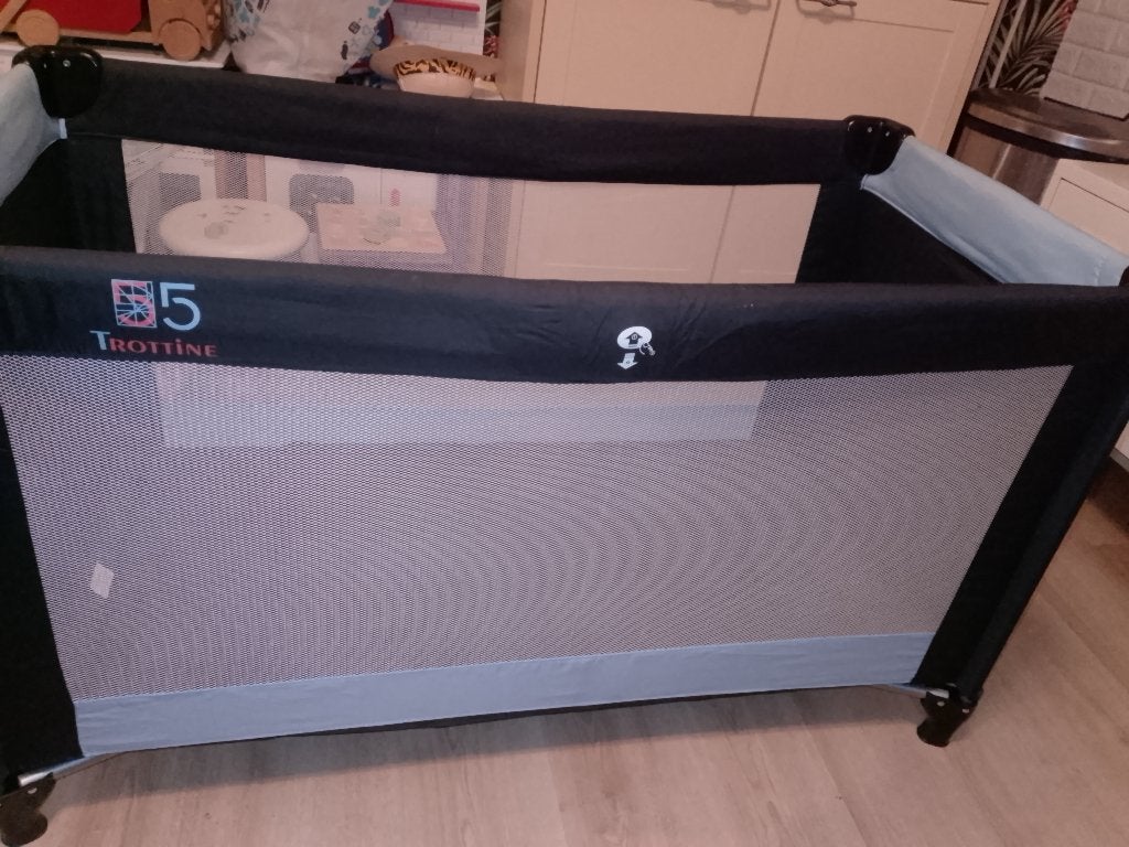 Trottine opvouwbaar campingbedje reisset 60x120, Ophalen of Verzenden, Zo goed als nieuw, Reisbedje