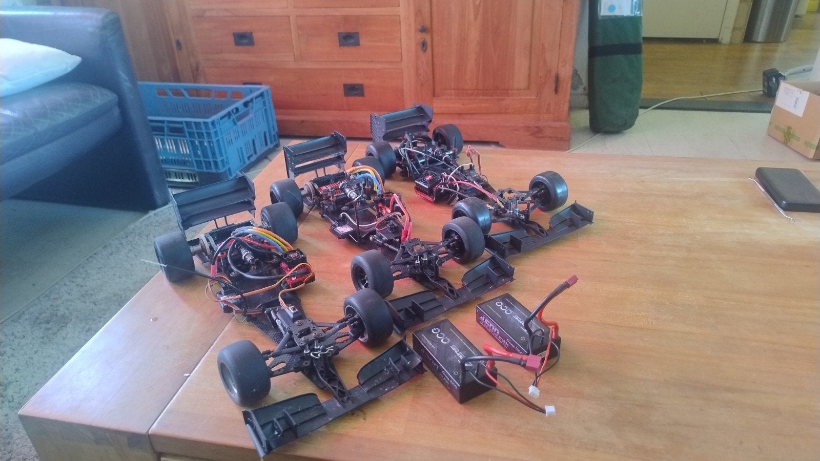 RC F110 Auto's (3x) met veel accessoires en onderdelen, Auto, Groter dan 1:32, Zo goed als nieuw, Ophalen