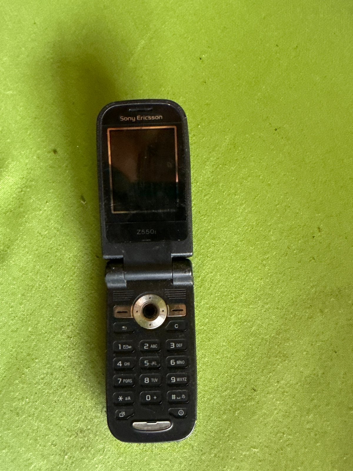 Sony Ericsson Z550i Klaptelefoon - Zonder Snoeren, Ophalen, Gebruikt, Zwart, Overige systemen