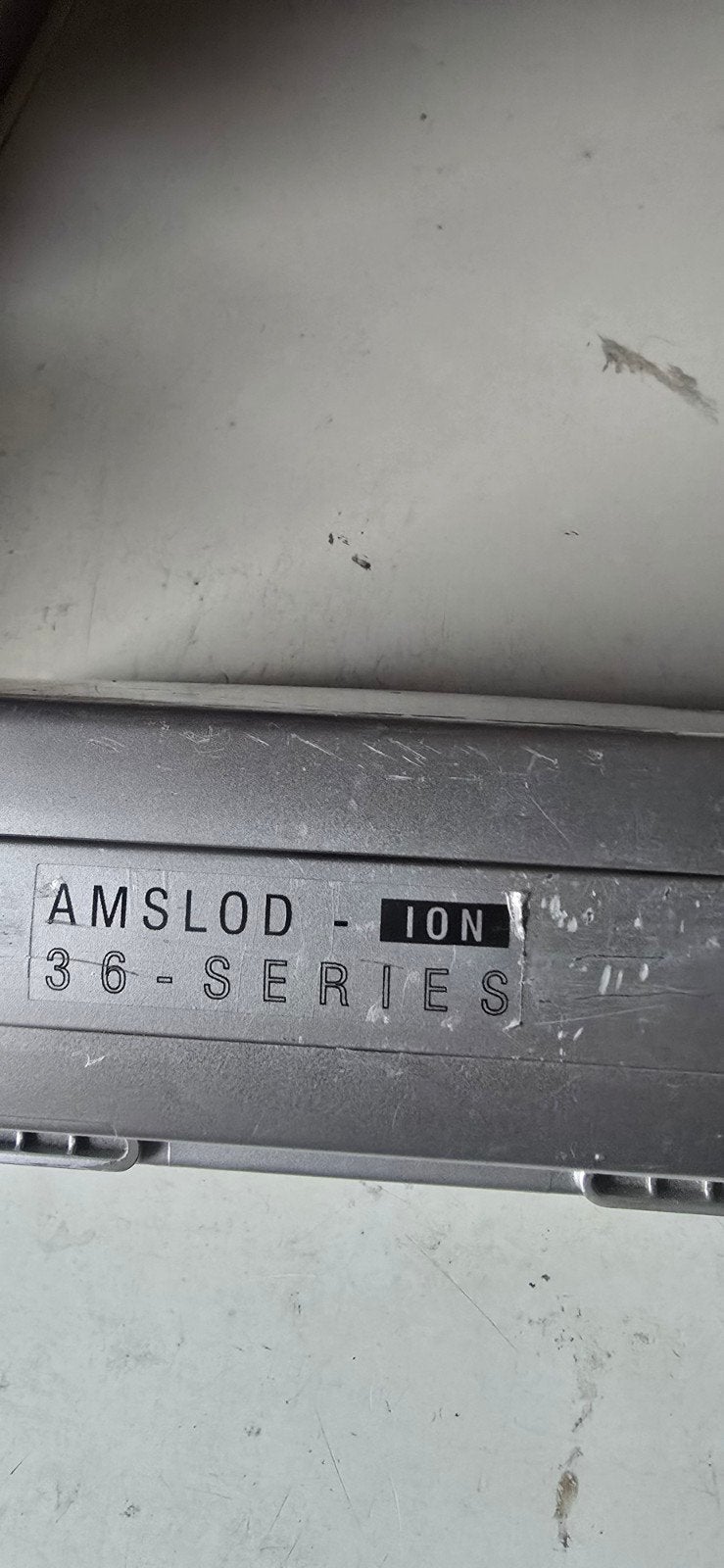 Amslod fietsaccu Platina XL 630Wh 17.5Ah met oplader, Gebruikt