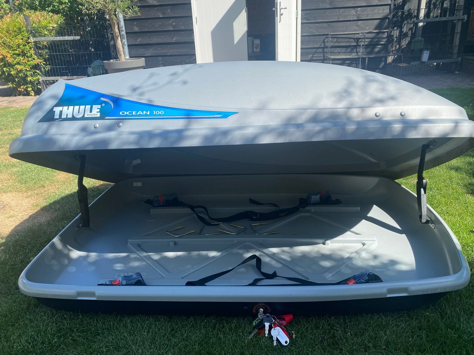 Thule Ocean 100 Dakkoffer - Ruime en Betrouwbare Bagagebox, Auto diversen, Dakkoffers, Ophalen, Gebruikt