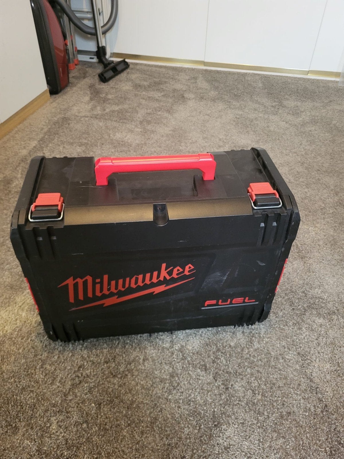 milwaukee gereedschapkoffer, Doe-het-zelf en Verbouw, Ophalen