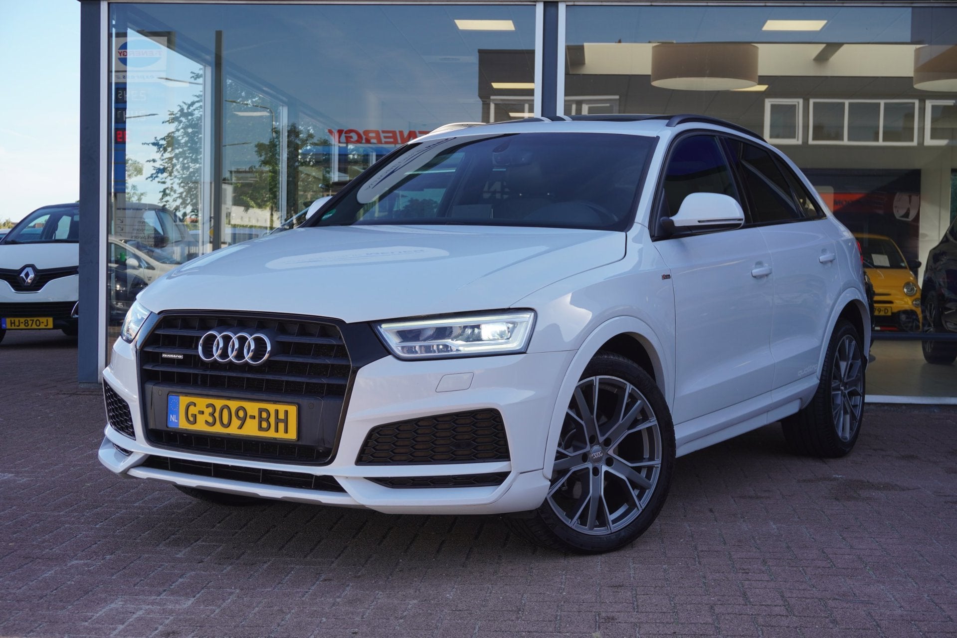 Audi Q3 2.0 TDI quattro Design Pro Line Plus | Automaat | Na, Auto's, Dealer onderhouden, Gebruikt, 4 cilinders, 2000 kg