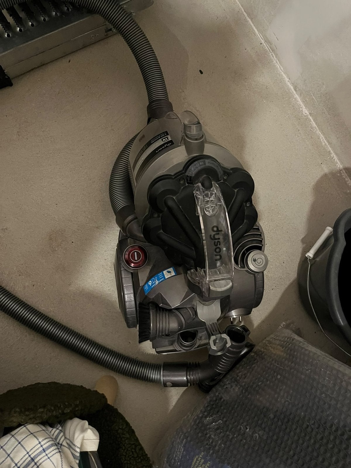 Dyson DC19 stofzuiger - Werkt nog uitstekend!, Witgoed en Apparatuur, Gebruikt, Ophalen of Verzenden, Dyson, Sledestofzuiger
