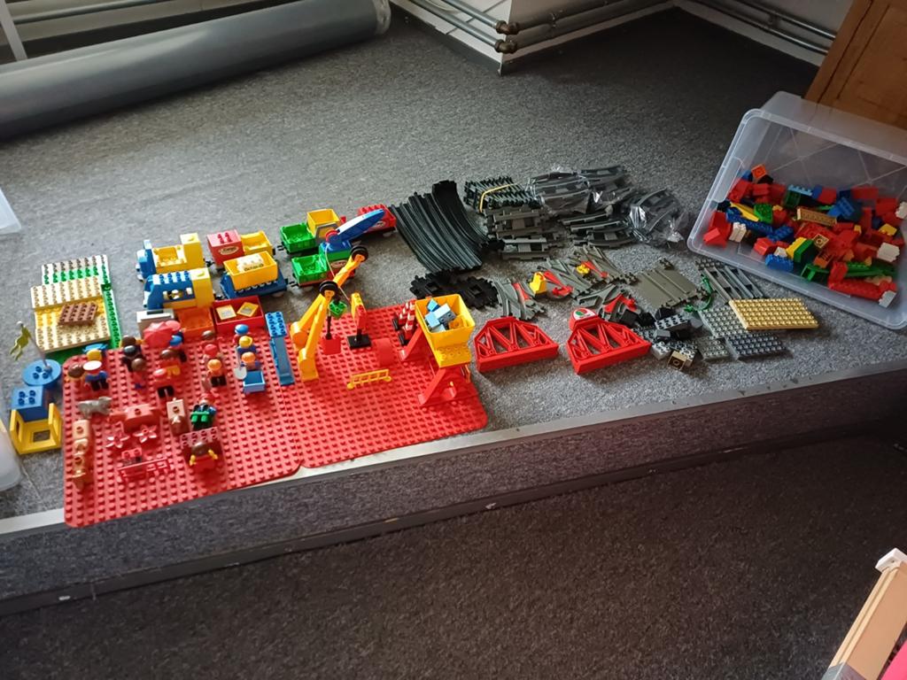 Lego duplo trein. 2 zelfrijdende treinen op batterijen, Ophalen of Verzenden
