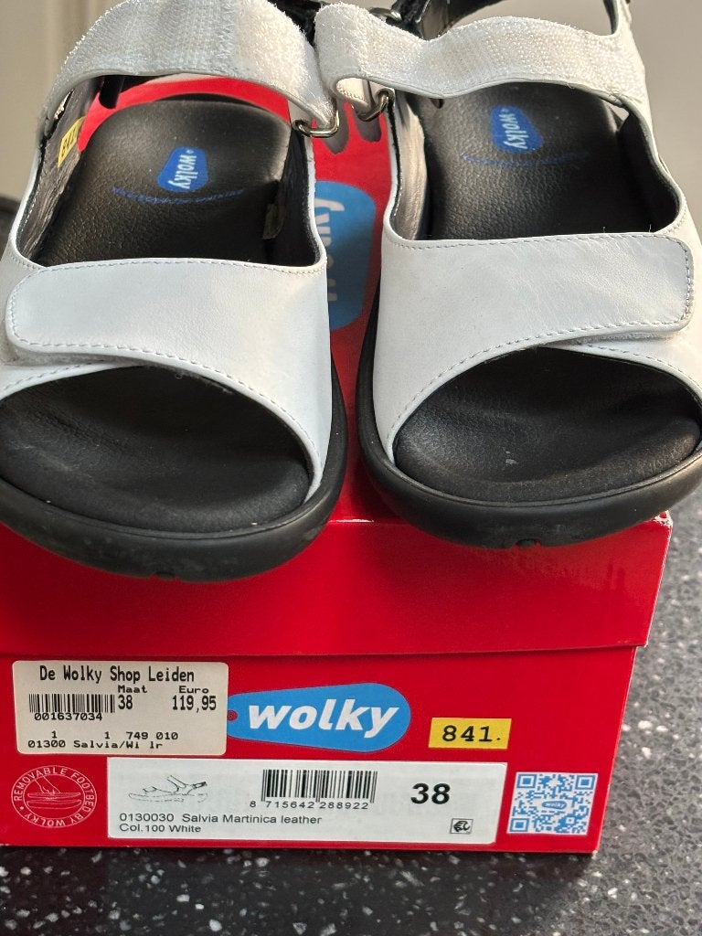 NIEUW: Wolky sandalen wit, Wolky, Wit, Nieuw, Sandalen of Muiltjes
