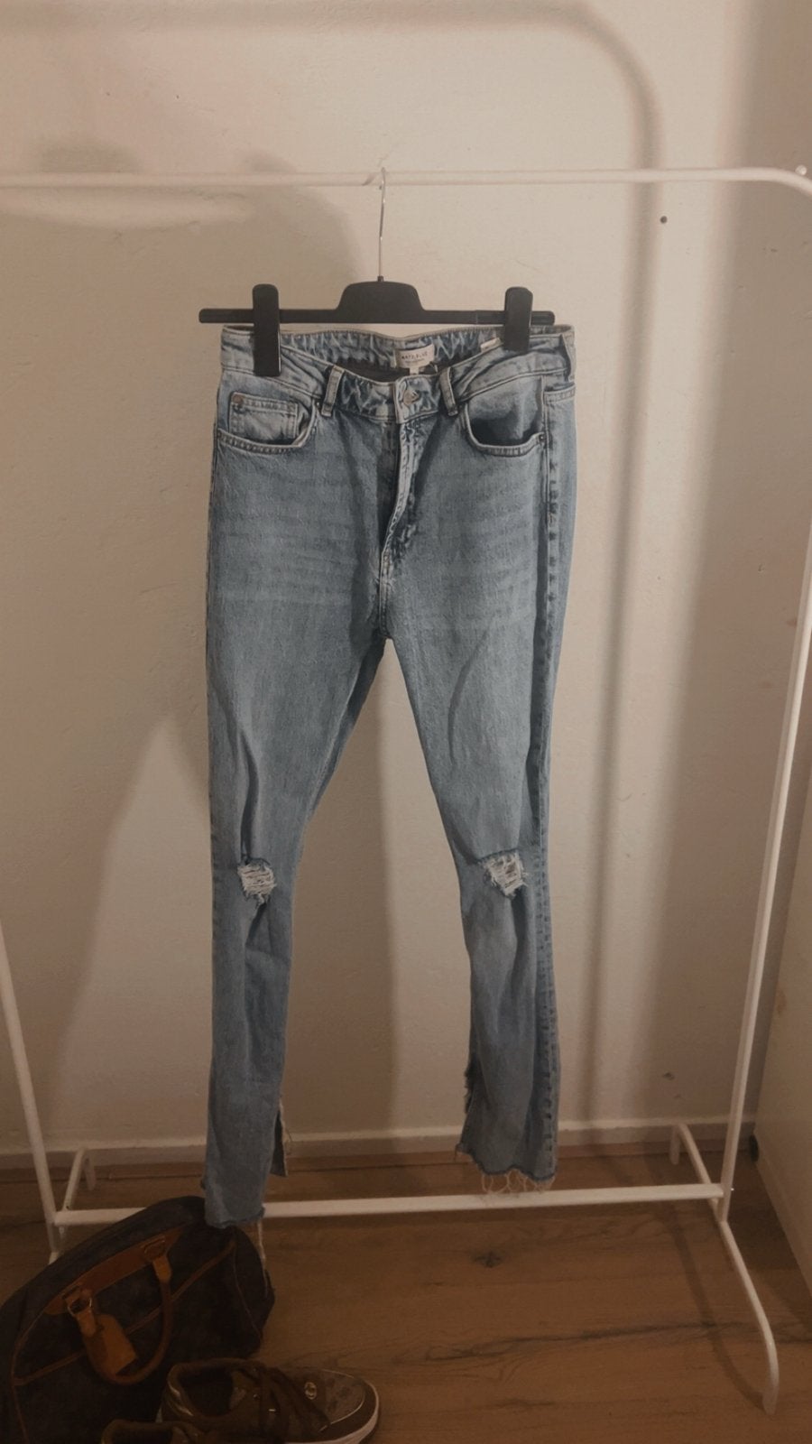 Anti Blue jeans met gaten, maat W29, Ophalen of Verzenden, Gedragen, Blauw, W28 - W29 (confectie 36)