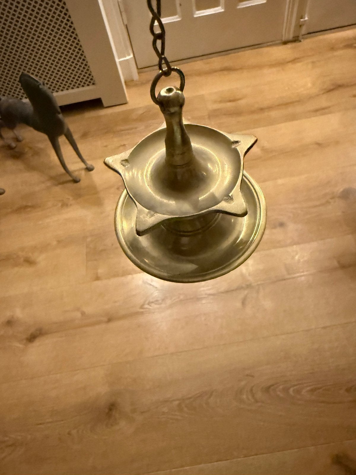 Oude hangende messing diya / thookku vilakku olielamp lampje, Ophalen of Verzenden