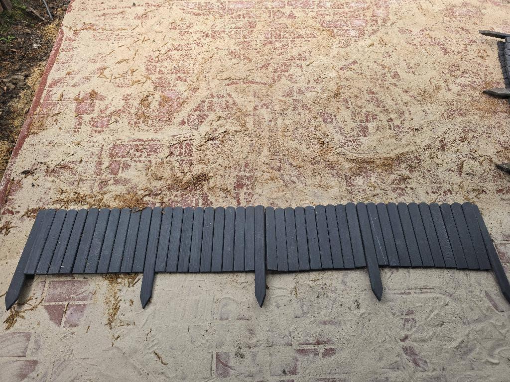Borderrand antraciet/zwart ( 20€ p.st), Ophalen, Zo goed als nieuw, Border, Hout