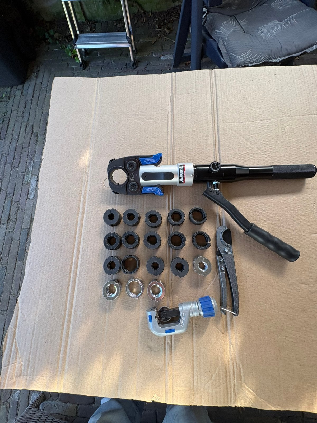Hydraulische Perstang  met U-TH-M-V - 18 -stuks matrijzen., Ophalen of Verzenden, Nieuw