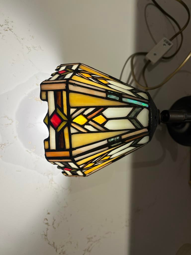 Tiffany-stijl wandlamp - Gebrandschilderd glas, Antiek en Kunst, Ophalen