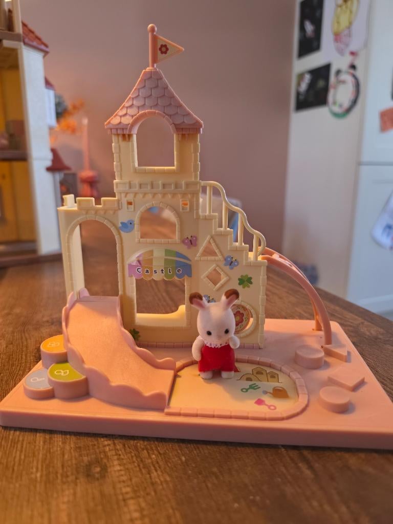Sylvanian Families Speeltuin (5319), Ophalen of Verzenden, Zo goed als nieuw, Poppenhuis