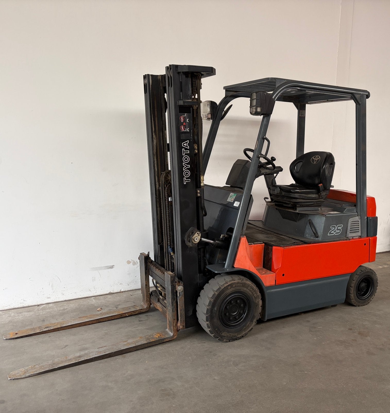 Toyota heftruck met 3 delige hefmast 500 cm, Ophalen of Verzenden, Elektrisch, 2000 tot 3000 kg, TOYOTA