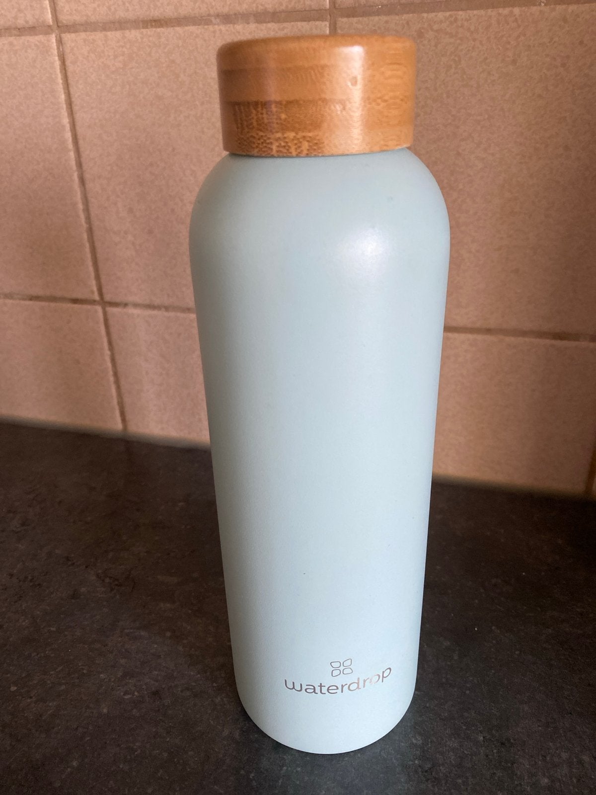 Waterdrop drinkfles 600 ml - Lichtblauw met bamboe dop, Ophalen of Verzenden, Zo goed als nieuw