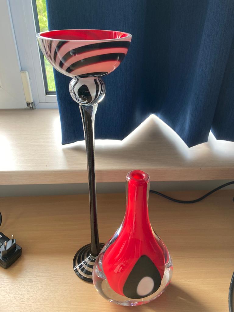Mats Jonasson glazen vaas rood/zwart, Ophalen