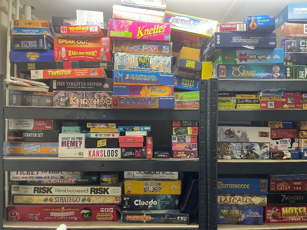Te huur: Pandemic coöperatief bordspel - Hengelo, Hobby en Vrije tijd, Een of twee spelers, Ophalen, Gebruikt