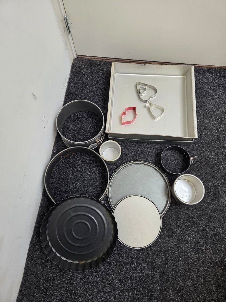 Partij bakvormen beschikbaar, Ophalen, Gebruikt, Taarten of Cupcakes, Bakvorm