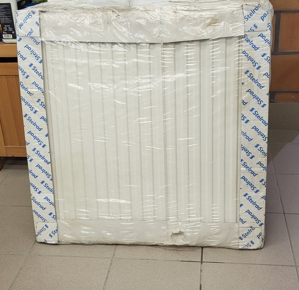 Nieuwe radiator 800x800 11 800W, Ophalen, 30 tot 80 cm, 500 tot 800 watt, Radiator