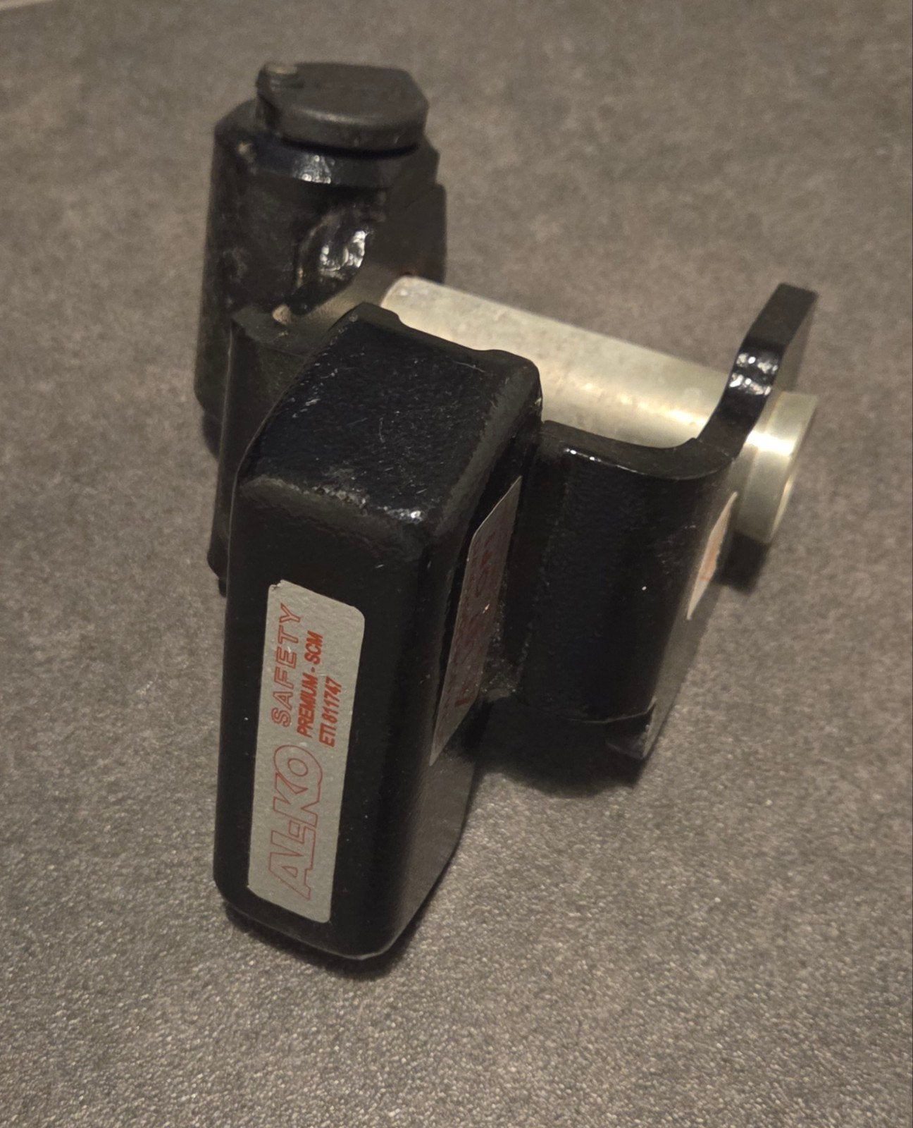 AL-KO Safety Premium SCM gekeurd disselslot, Ophalen