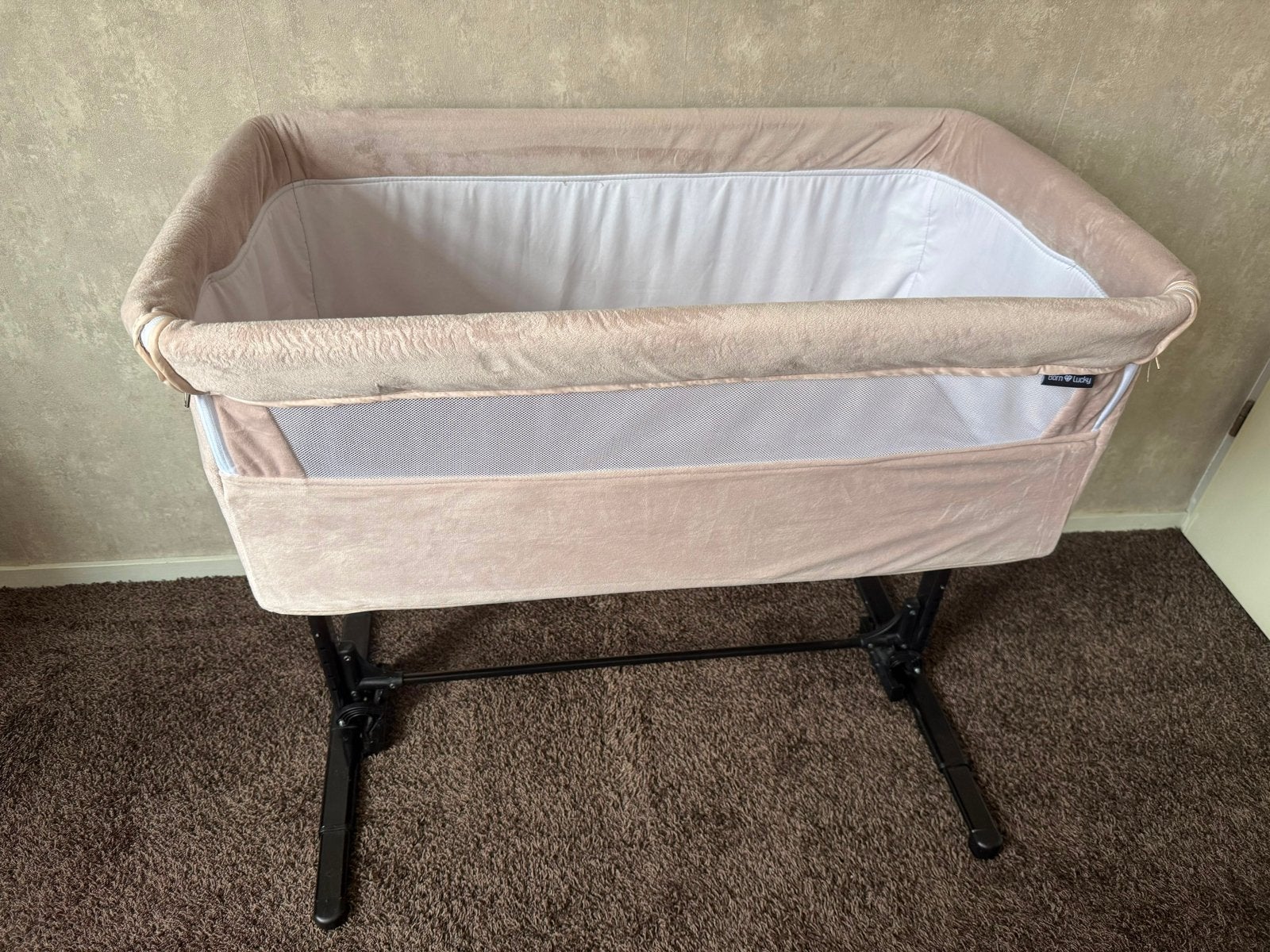 Born Lucky Co-sleeper/Wieg - Beige Velvet, Ophalen, Zo goed als nieuw, Wieg