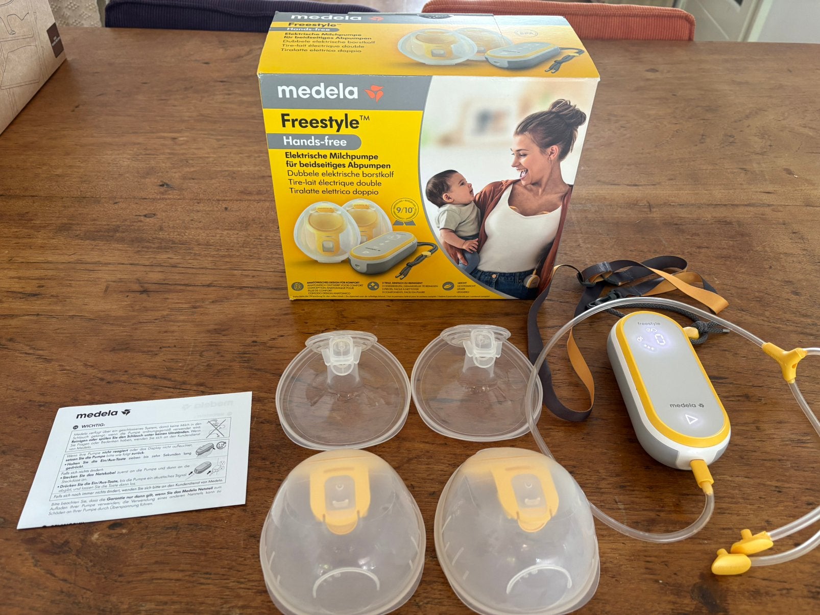 Madela freestyle hands free kolf, Kinderen en Baby's, Babyvoeding en Toebehoren, Ophalen, Zo goed als nieuw, Borstkolf