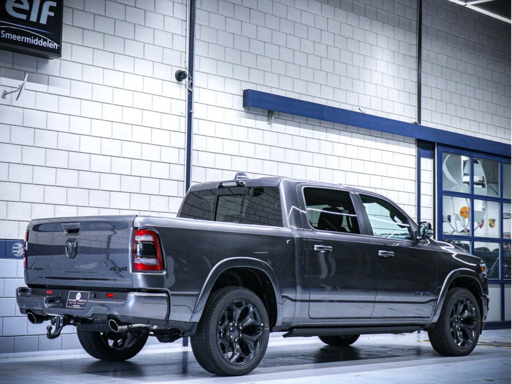 Dodge Ram 1500 Limited Night Edition | Luchtvering | Head-Up, Auto's, Automaat, Cruise Control, Gebruikt, 402 pk