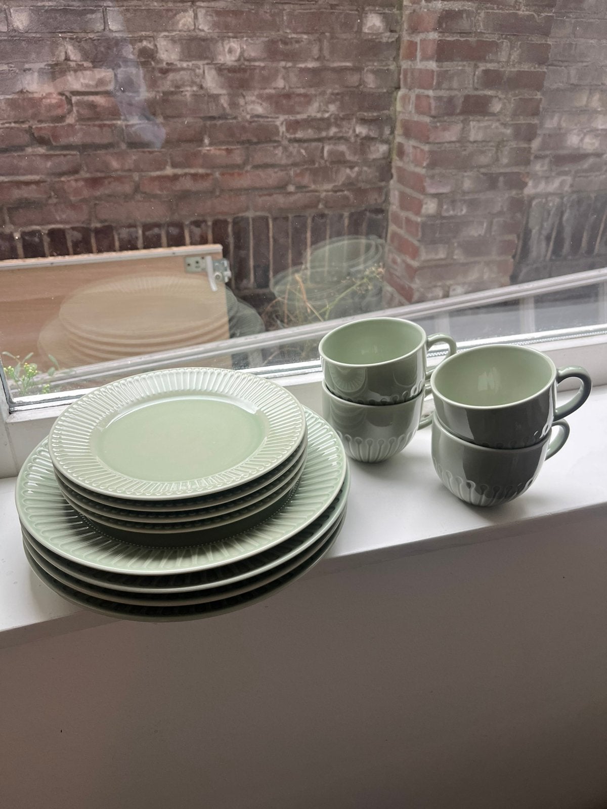 IKEA STRIMMIG - servies bleek grijsgroen set / bord + mok, Ophalen