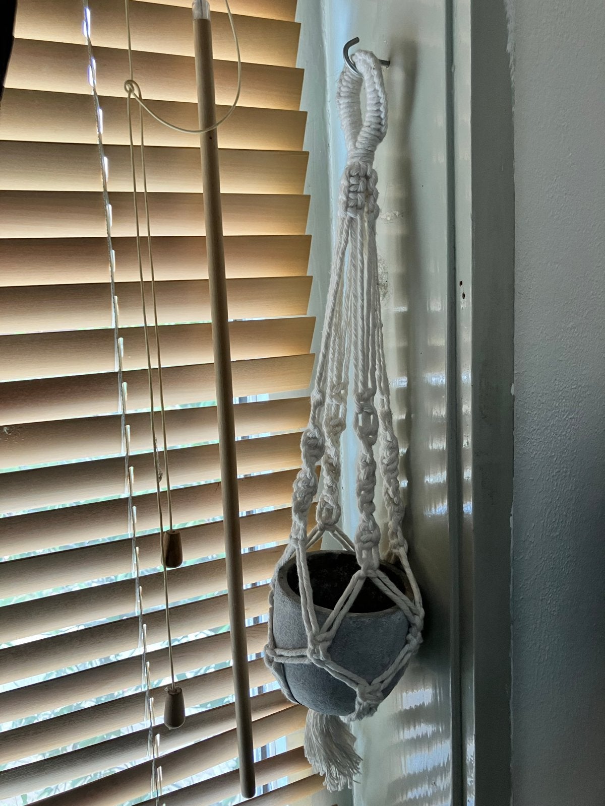 Macramé plantenhanger met potje, Ophalen, Boho, Zo goed als nieuw, Wit