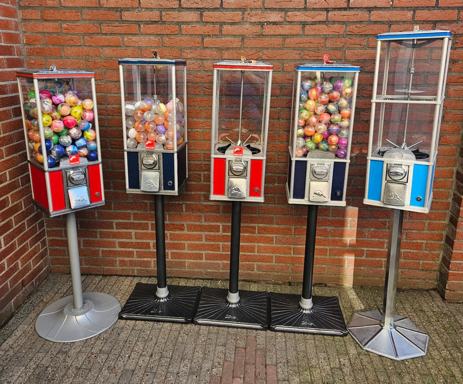 FIFTIES SIXTIES BEAVER CAPSULE OF KAUWGOMBALLEN AUTOMATEN, Ophalen, Zo goed als nieuw