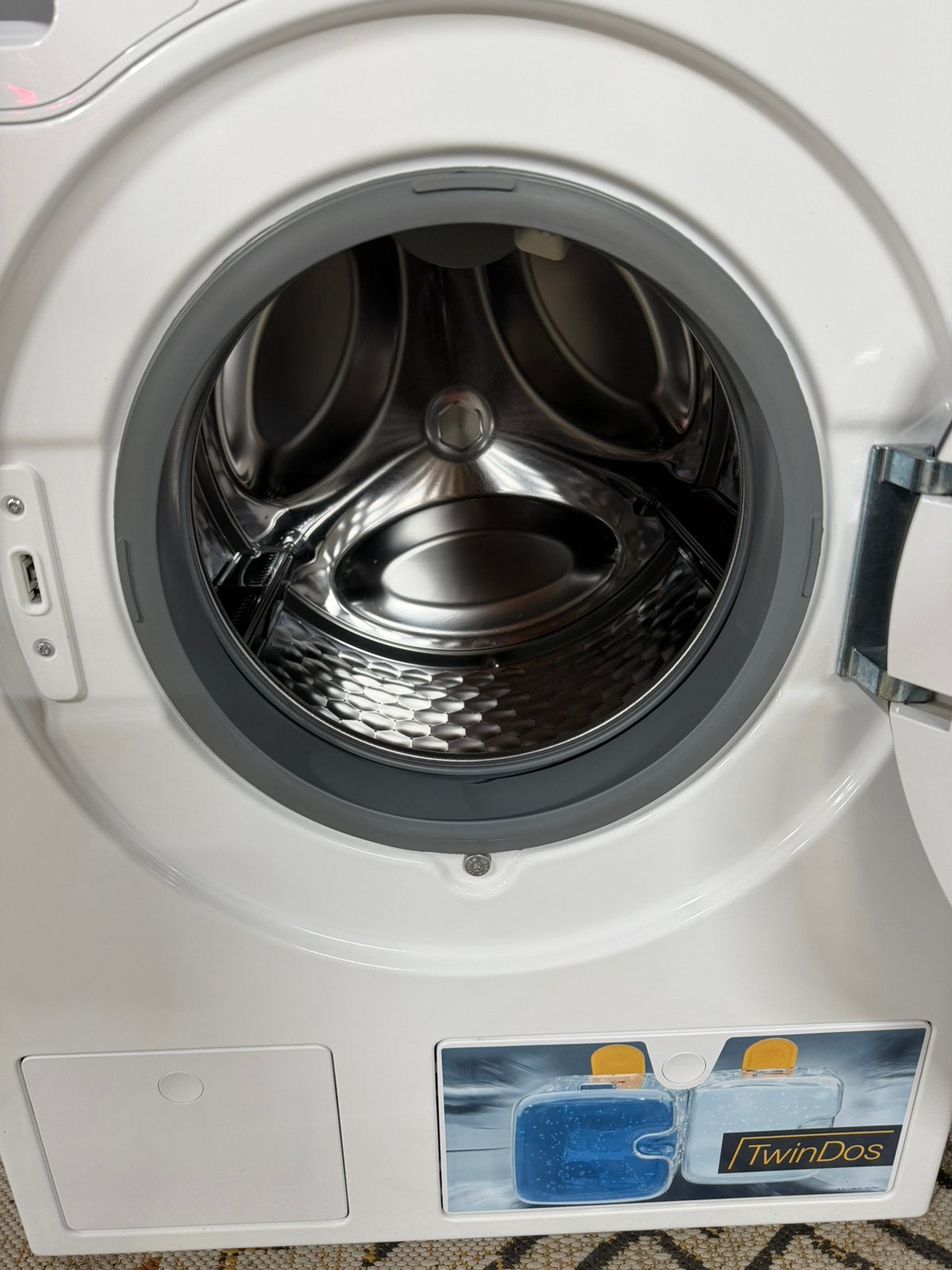 Foto 7 van Miele W1 TwinDos WiFi 8kg Wasmachine (Gratis Bezorgen)