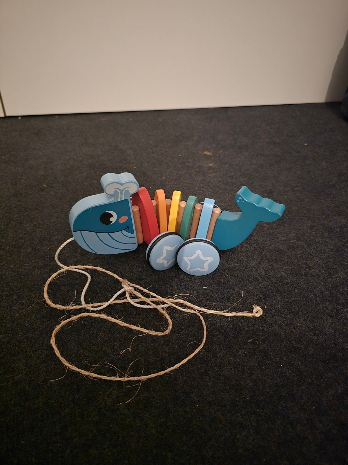 Houten walvis trekfiguur met wieltjes, Ophalen of Verzenden