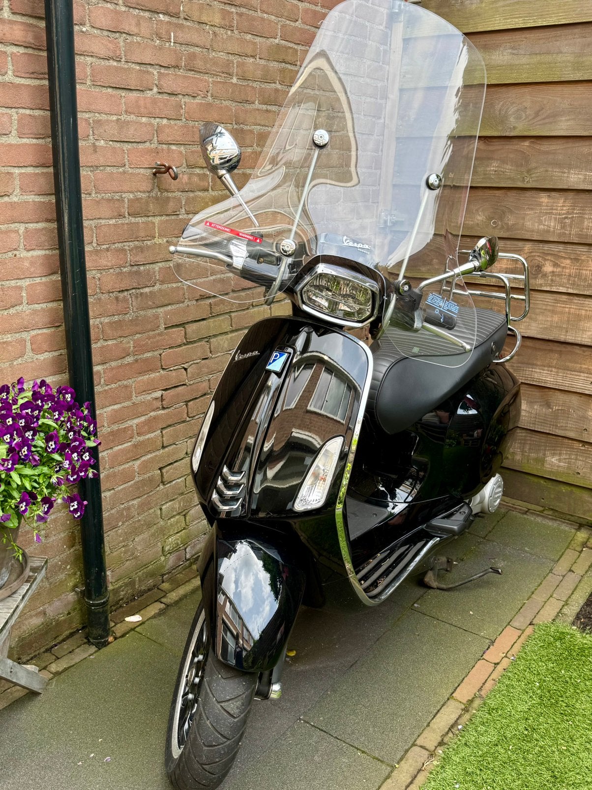 Vespa Sprint 4T Zwart - 2600 km - 2019 - Snorfiets, Fietsen en Brommers, Scooters | Vespa, Ophalen, Gebruikt, Vespa S, Benzine