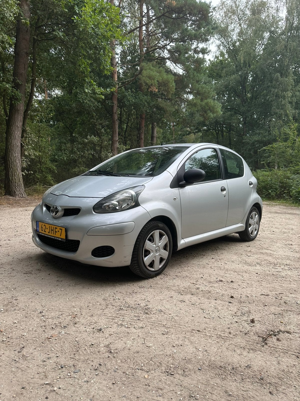 Toyota Aygo 1.0 12V Vvt-i 5DRS 2009 Grijs, Auto's, Toyota, Voorwielaandrijving, 4 stoelen, 68 pk, Origineel Nederlands