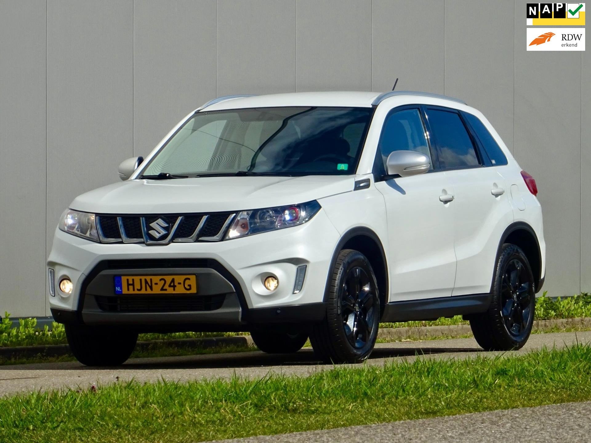 Suzuki VITARA 1.4 S Allgrip 4x4 // LEDER // Parelmoer-Lak //, Gebruikt, 400 kg, Wit, Handgeschakeld