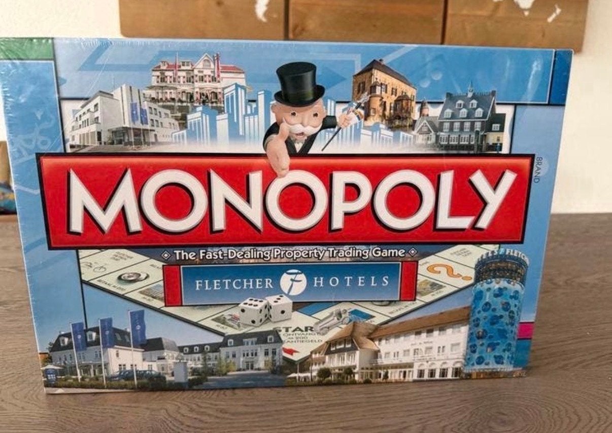 Monopoly Fletcher Hotels Editie - Nieuw in seal, Drie of vier spelers, Ophalen of Verzenden, Nieuw