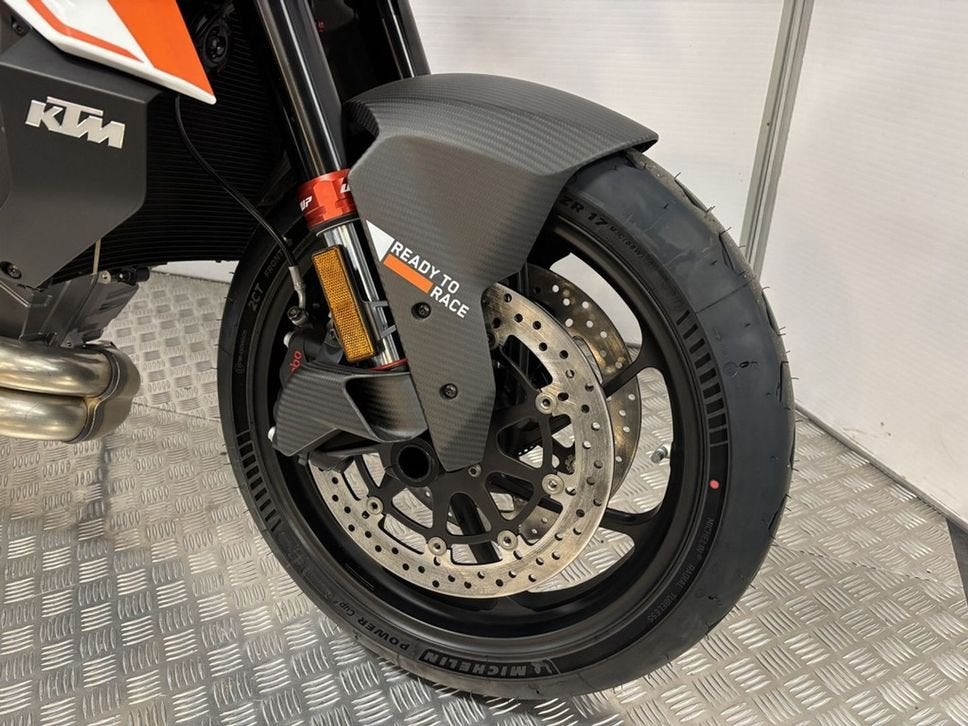 KTM 1390 SUPER DUKE RR (bj 2026), 2 cilinders, KTM, Bedrijf, Onbekend