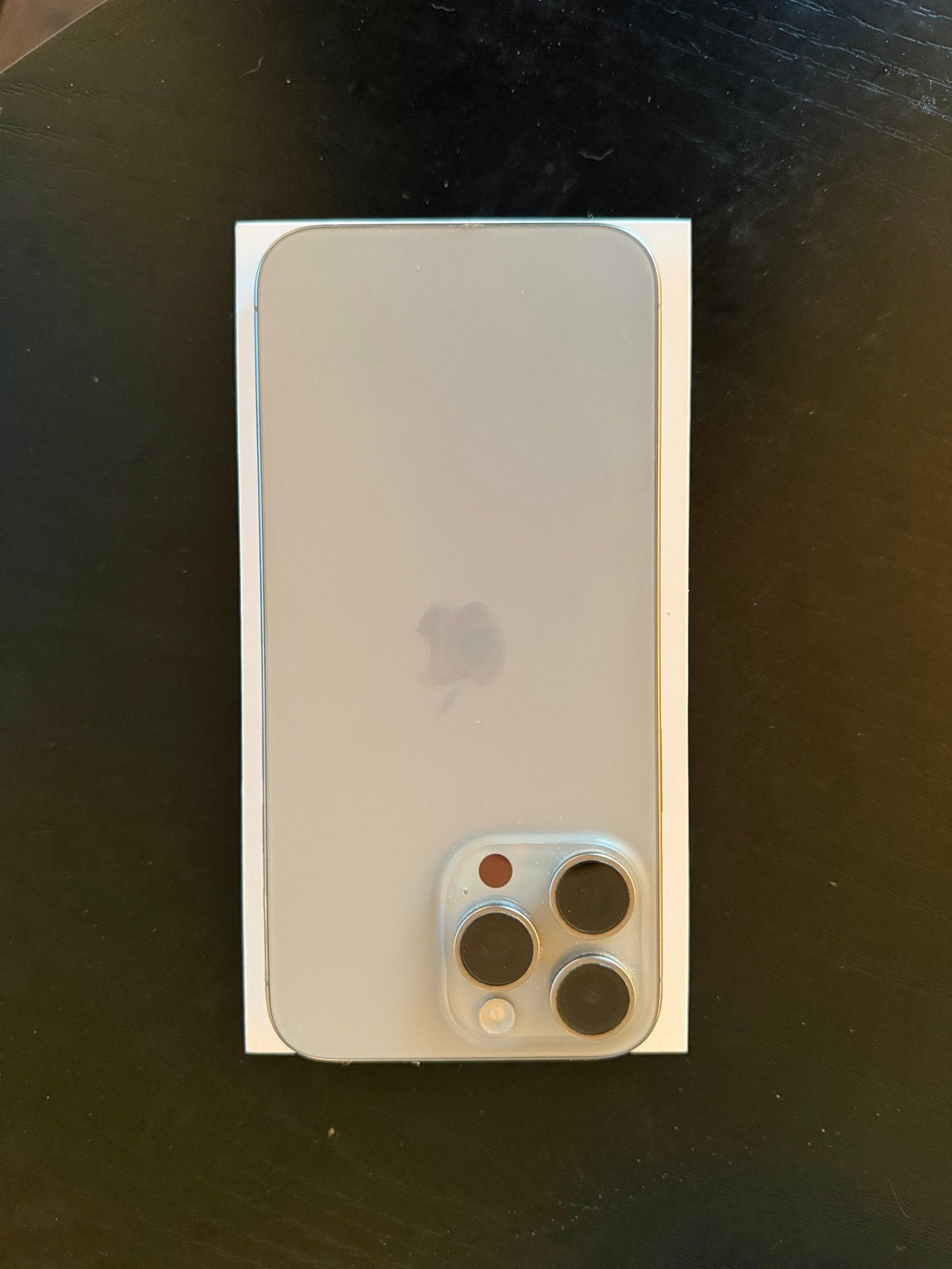 iPhone 15 Pro Max 256GB Zilver, Zo goed als nieuw, Zonder simlock, Zonder abonnement, Zilver