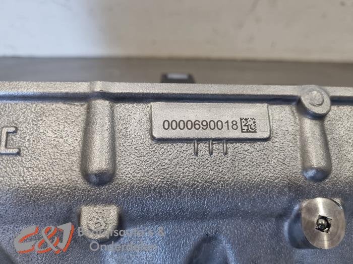 Cilinderkop van een Volkswagen Transporter, Gebruikt, -, Volkswagen, -