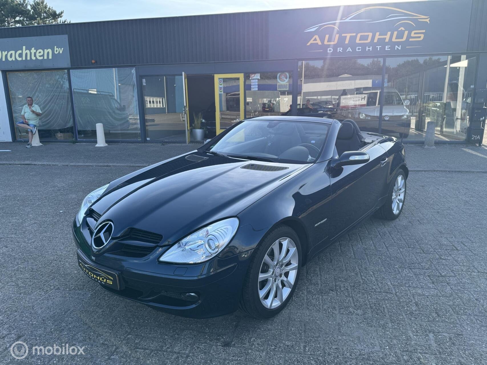 Mercedes SLK-klasse 200 K. navi /Apple Carplay 115000 km, Auto's, Achterwielaandrijving, Gebruikt, 4 cilinders, Blauw