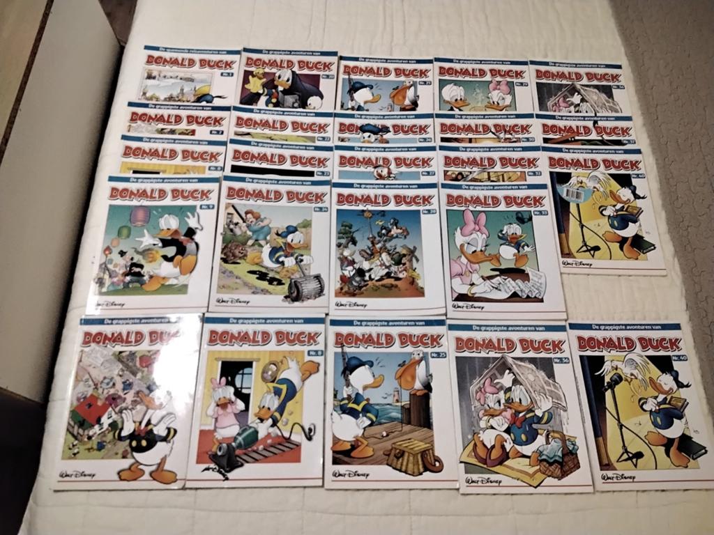 24 x de grappigste avonturen van Donald Duck, Boeken, Stripboeken, Zo goed als nieuw, Meerdere stripboeken, Ophalen