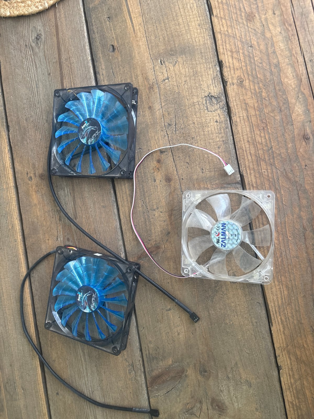 3 Werkende PC Fans met LED Verlichting (2 Soorten), Ophalen, Gebruikt, Luchtkoeling