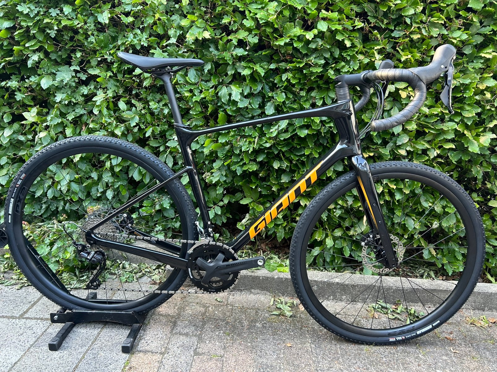 Nieuw Giant Revolt vol carbon gravelbike, Fietsen en Brommers, Fietsen | Racefietsen, Ophalen, Carbon, Nieuw, Giant