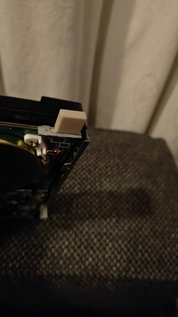 Vervangknop Diskette Drive - 3.5" Amiga Eject Button, Computers en Software, Vintage Computers, Verzenden