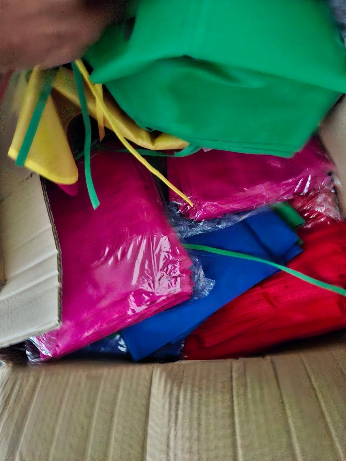 Grote partij sloven om te koken of knutselen schorten, Kleding | Dames, Carnavalskleding en Feestkleding, Ophalen, Nieuw, Carnaval
