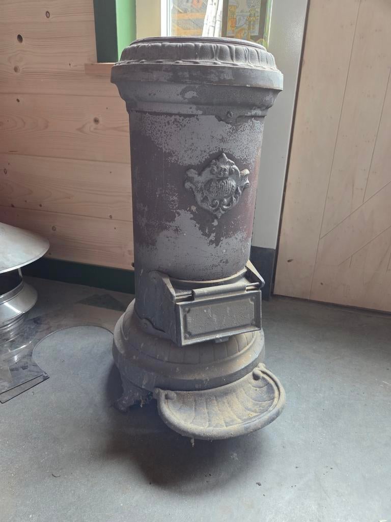 Mooie potkachel, Huis en Inrichting, Kachels, Ophalen, Gebruikt, Hout, Houtkachel