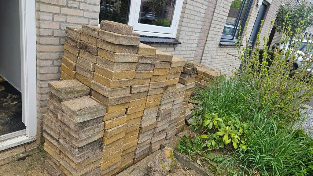 Gratis af te halen: terras tegels 20x20cm, Tuin en Terras, Tegels en Klinkers, Ophalen, Gebruikt, Beton, Terrastegels