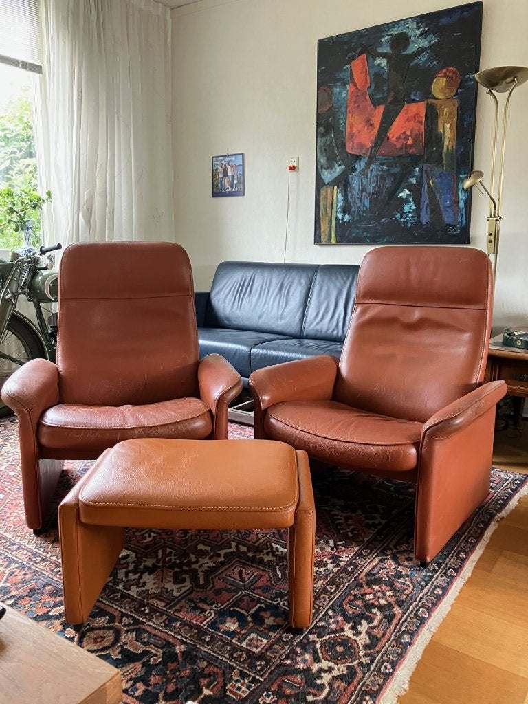 2 De Sede DS-50 fauteuil + 1 originele hocker, Ophalen, Zwitsers design, Gebruikt, Minder dan 75 cm